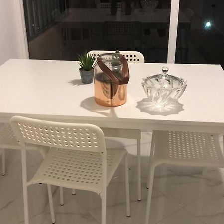 Appartement Center De Gueliz Avec Piscine Marraquexe Exterior foto